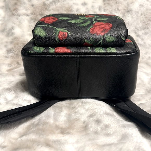 🎒COACH MINI COURT BACKPACK LEATHER SIG W/ROSE 🌹PRINT!✨BRAND NEW✨SOLD OUT! NWT! - Picture 5 of 13